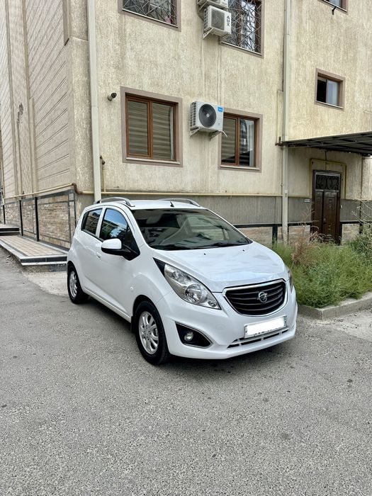 Spark Avtomat 2020y sotiladi