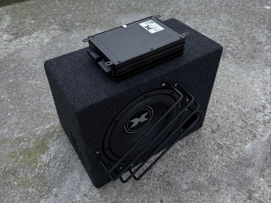 Subwoofer si Amplificator auto Excursion