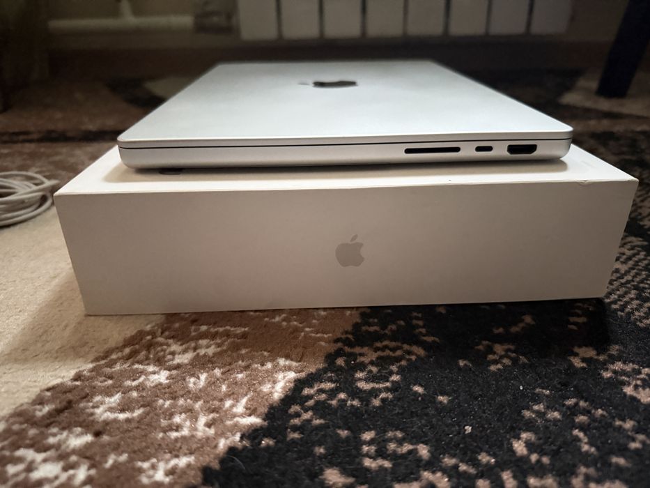 Ноутбук MacBook Pro 14 M3 Pro 18/512