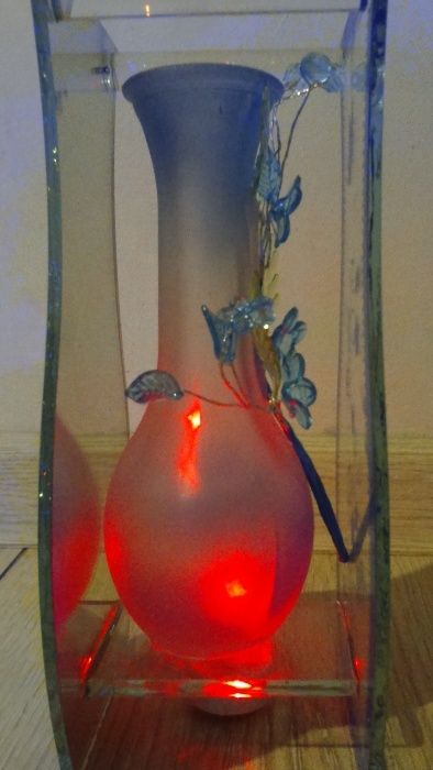 Vaza decorativa cu lumini