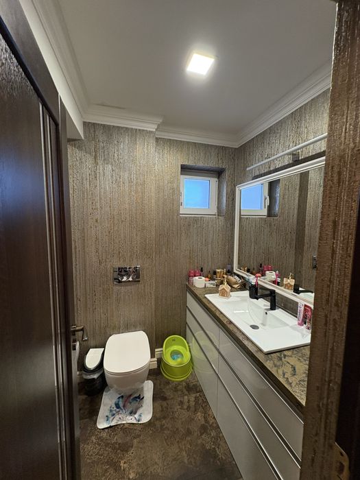 Apartament 4 camere - Central - 100 mp - Mobilat