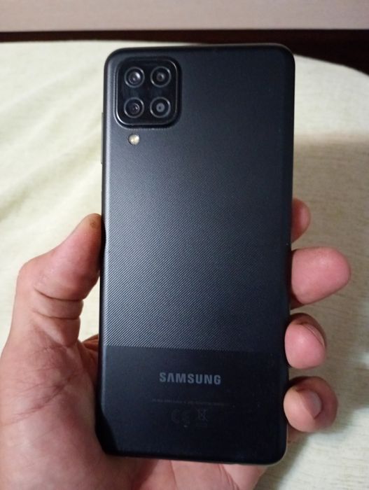 Samsung galaxy a12