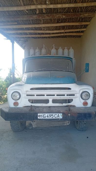 Зил 130  йили 1990