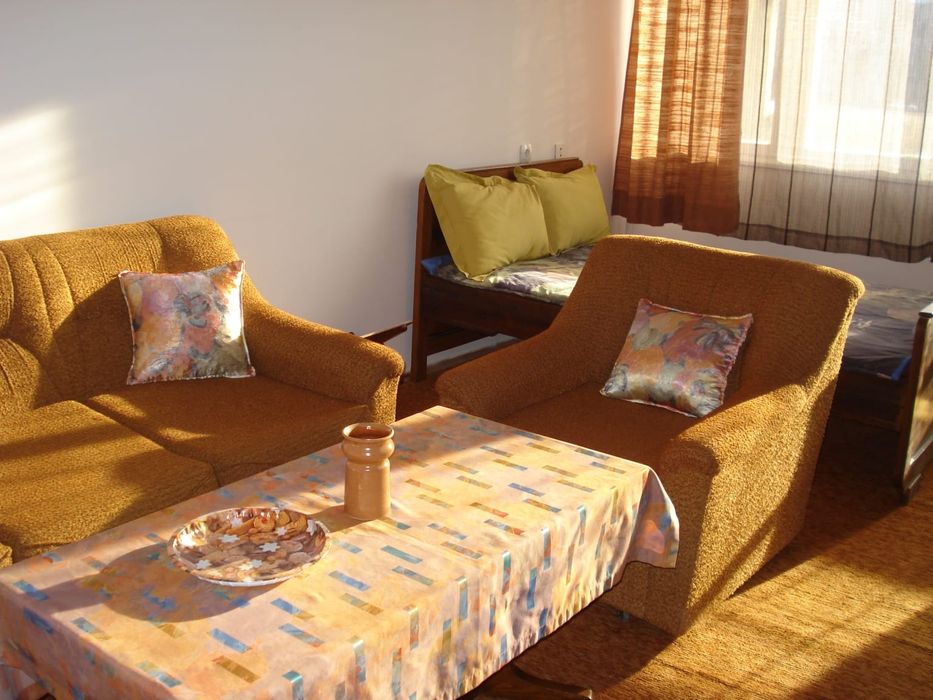 Продава се Двустаен апартамент в Разград, Бели Лом - 74 кв.м за 765 €/кв.м - Снимка #4