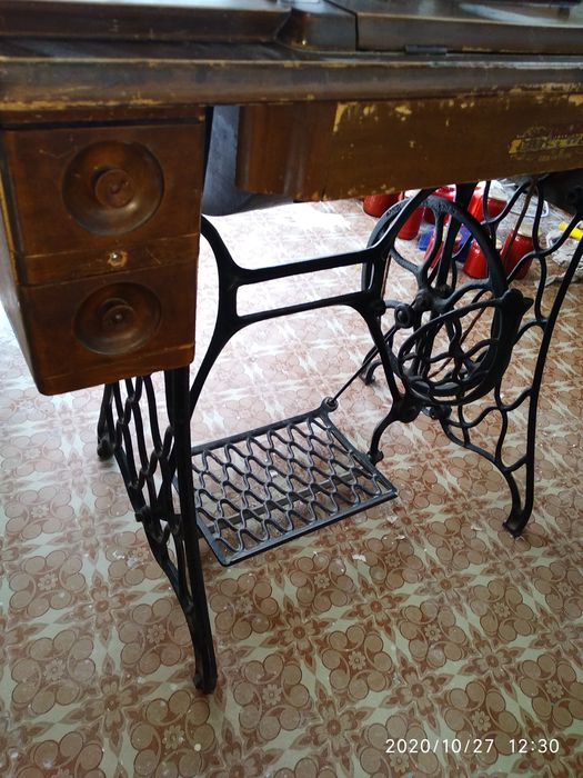 Швейная машинка Подольского завода