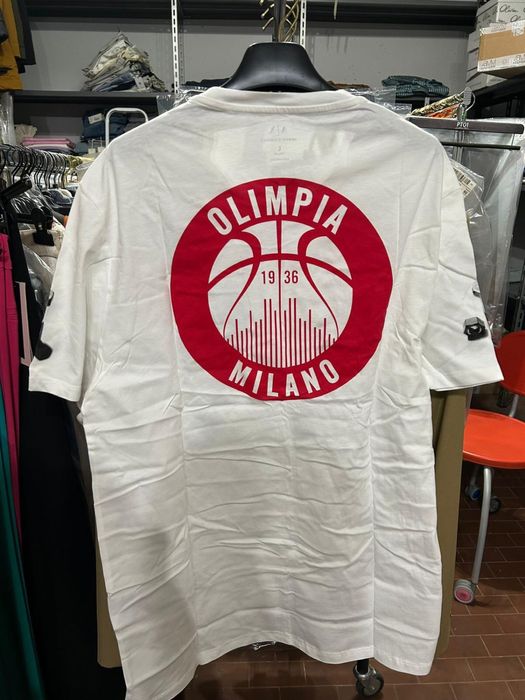 Vand tricouri originale