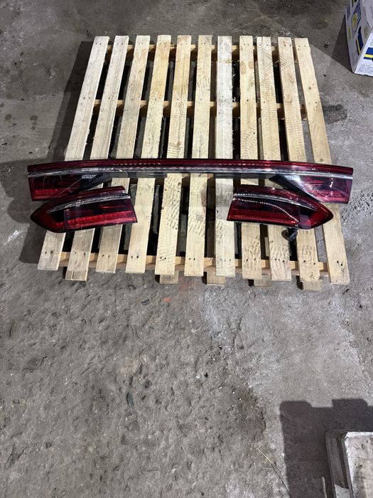 Оригинални LED стопове Audi A8/S8 D5 4N комплект – 4N0945095G 4N0945207B 4N0945208B