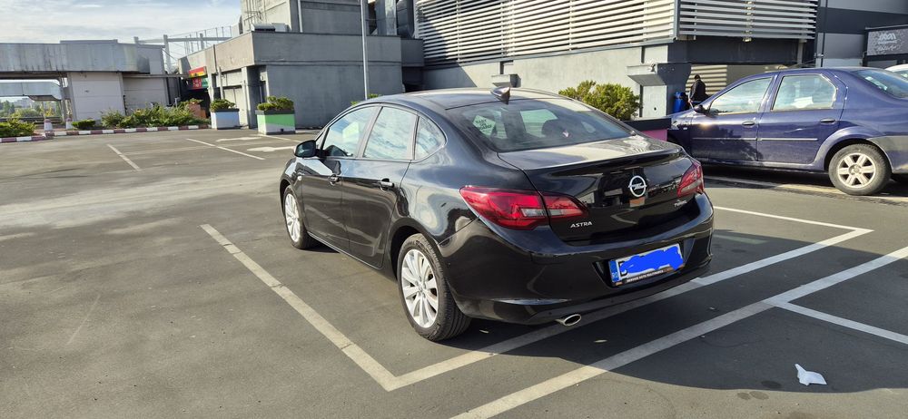 Opel Astra J 1.4 Turbo 2017 Primul Proprietar