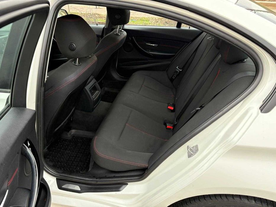 BMW 3 Series 2013 — imagine 5
