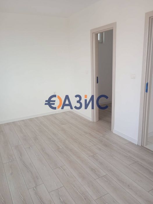 Продава се Къща в с. Кошарица, Област Бургас - 210 кв.м за 1286 €/кв.м - Снимка #12