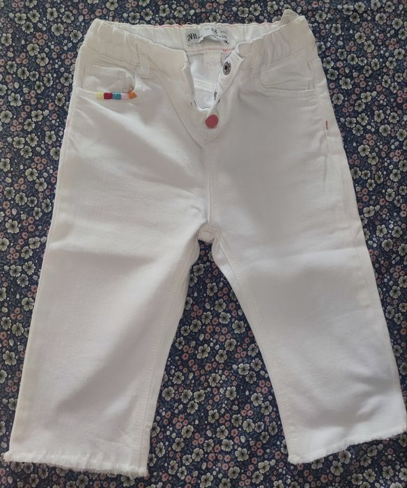 Pantaloni 3/4 Zara