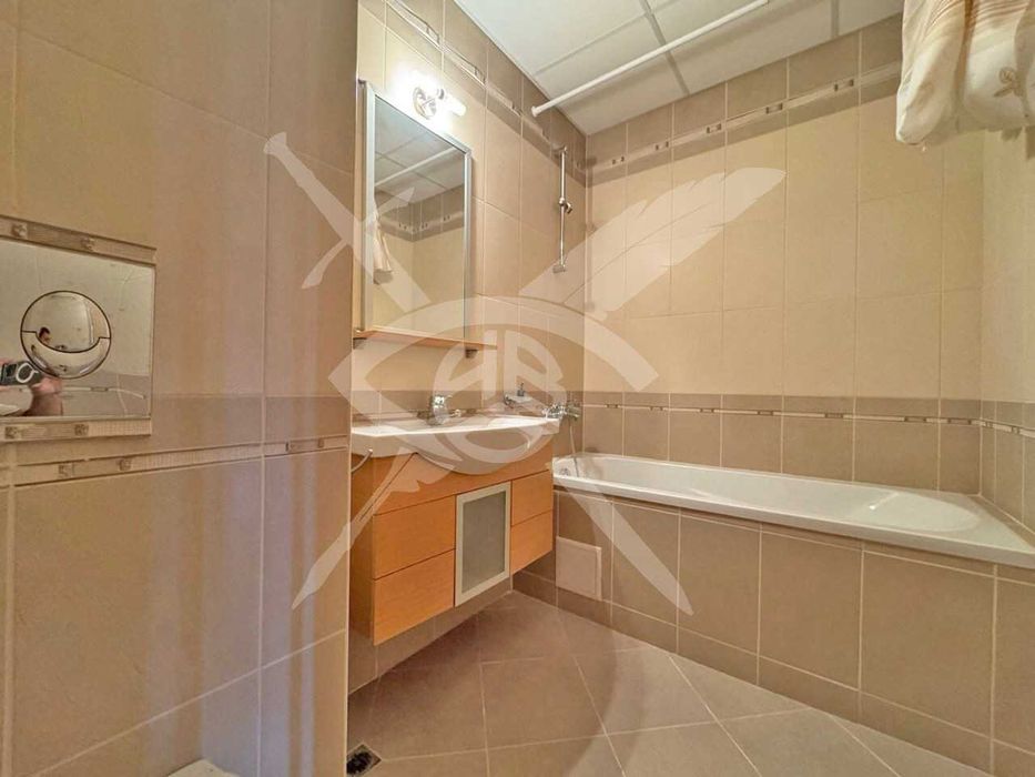 Продава се Многостаен апартамент в к.к. Слънчев бряг - 360 кв.м за 598 €/кв.м - Снимка #13