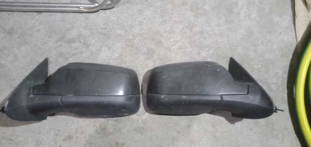 Зеркала грант 1 в хорошем состоянии