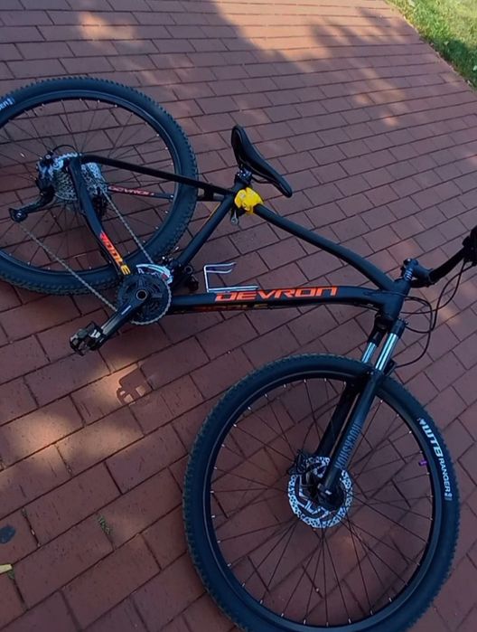 Bicicletă / vând sau schimb