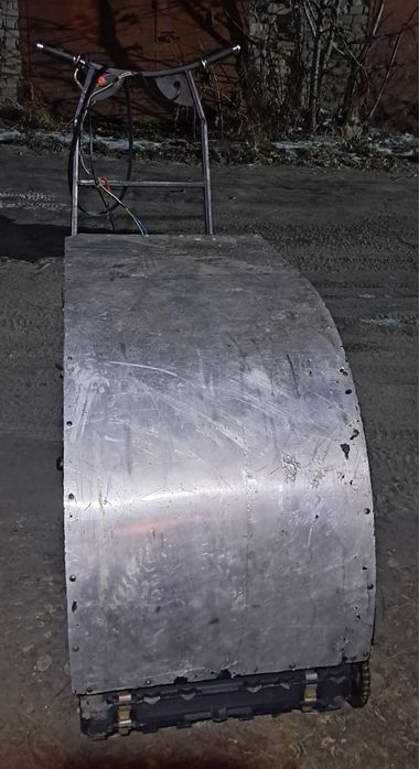 Продам мотобуксировщик 15лс и два корыта