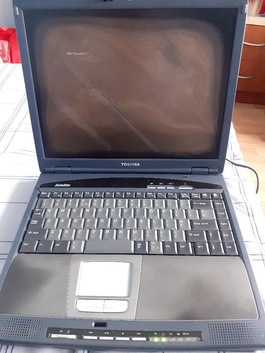 Vînd Schimb Laptop Toshiba Defect