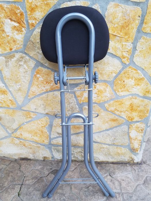 Scaun metalic model pliabil si masa extensibila masiv