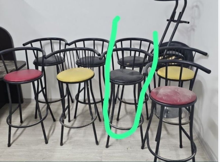 Кресло кожанныее