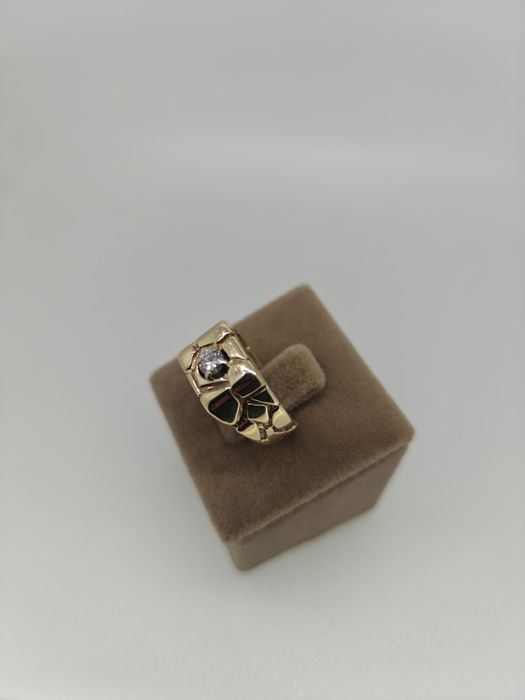 Ghiul masivă aur 10k 14.37grcu diamant central 0.36Ct (r)