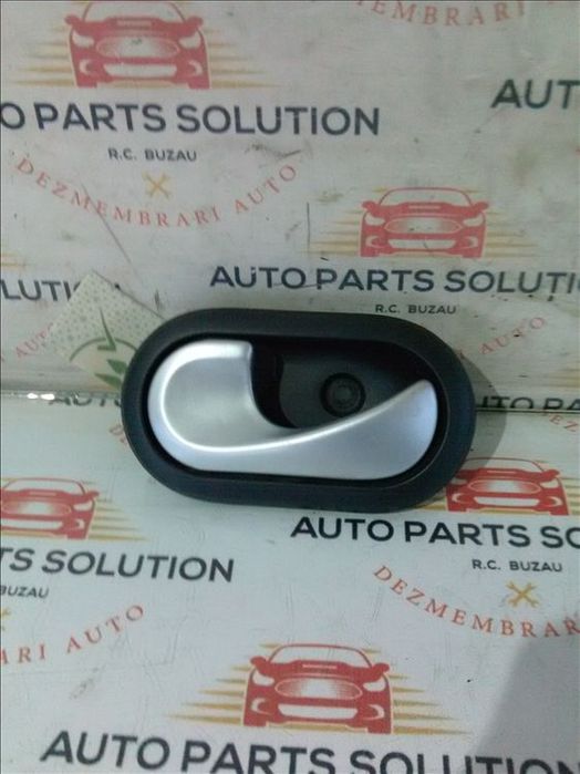 maner interior usa stanga fata dacia logan mcv 1.5 dci an fabr. 2011