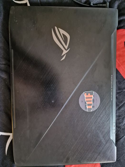 Asus ROG Strix GL703V