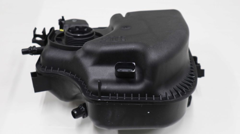 Разширителен съд / Казанче антифриз БМВ 5.0 Бензин