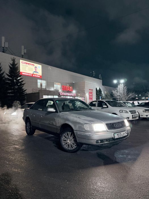 Audi 100 c4 1992год