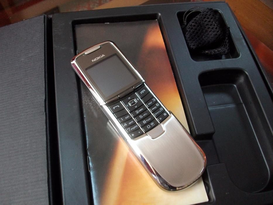 Nokia 8800 Original Телефона е в неразличимо от ново състояние