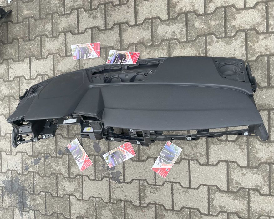 Audi A3 8Y - plansa de bord - kit airbag - set centuri de siguranta