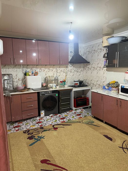 Продаётся дом участок с бизнесом 1-линия по ул Бектемир Шох кучаси