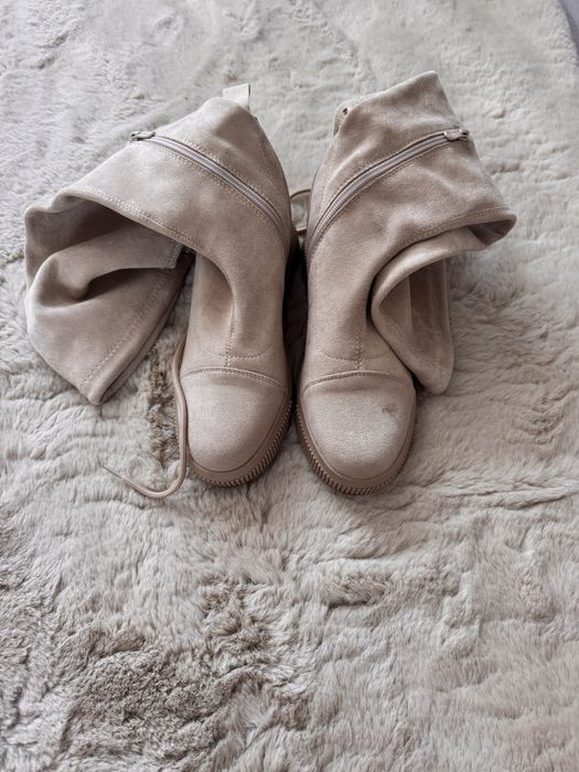 Cizme pana la genunchi