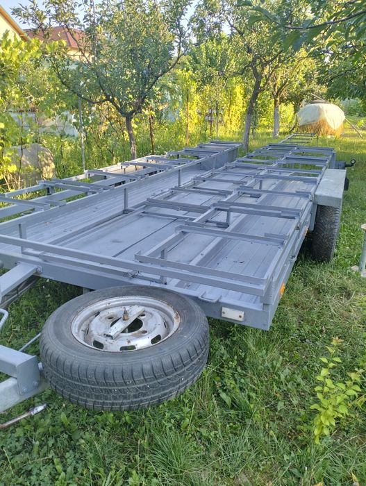 De vânzare remorca pt stupi