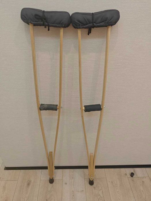 Костыли подмышечные