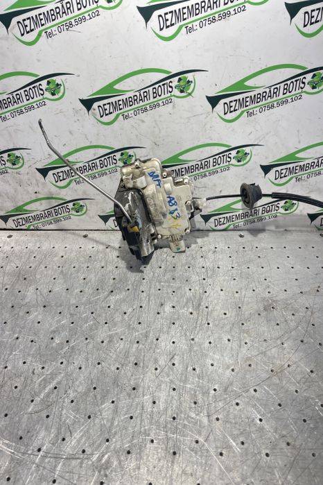 Broasca usa fata dreapta 4F1 837 01E 4F1 837 01E 4F1 837 01E Audi A8