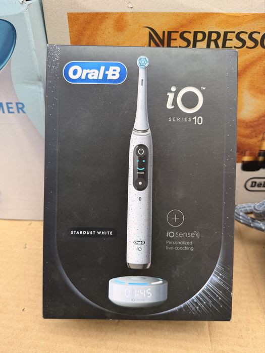 Професионално и персонализирано миене Oral-B iO™ 10- най-висок клас