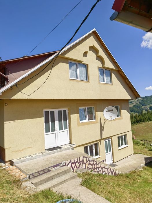 Vând Pensiune sau Casa de vacanta Arieseni