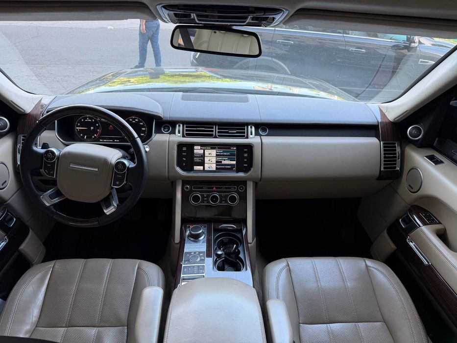 Range Rover Vogue Autobiography