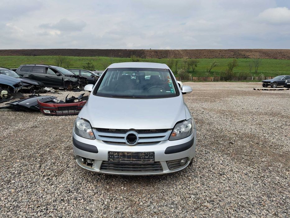 Продавам VW golf V Plus, 1,6fsi автоматик на части, София