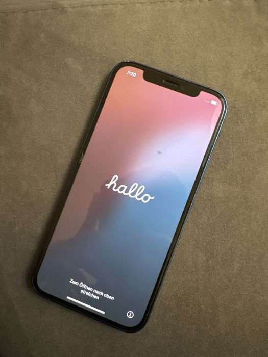 Продаю Айфон 12 идеал