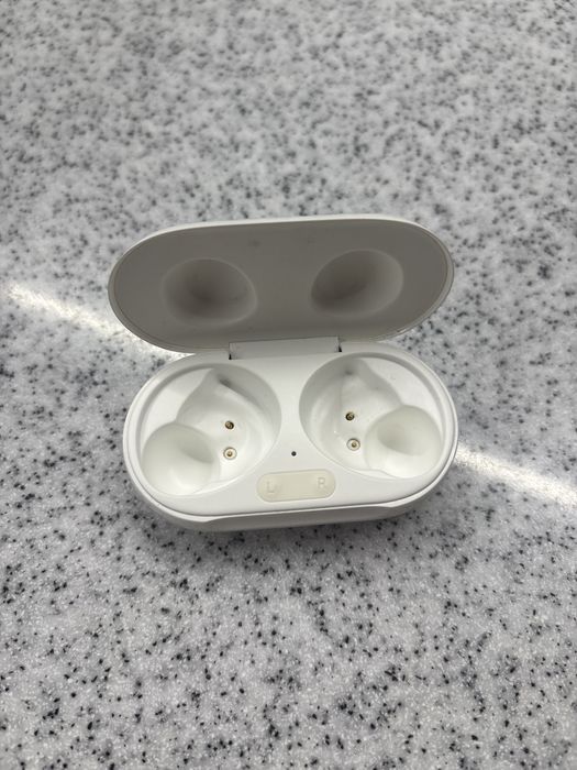 Наушники Samsung Galaxy Buds