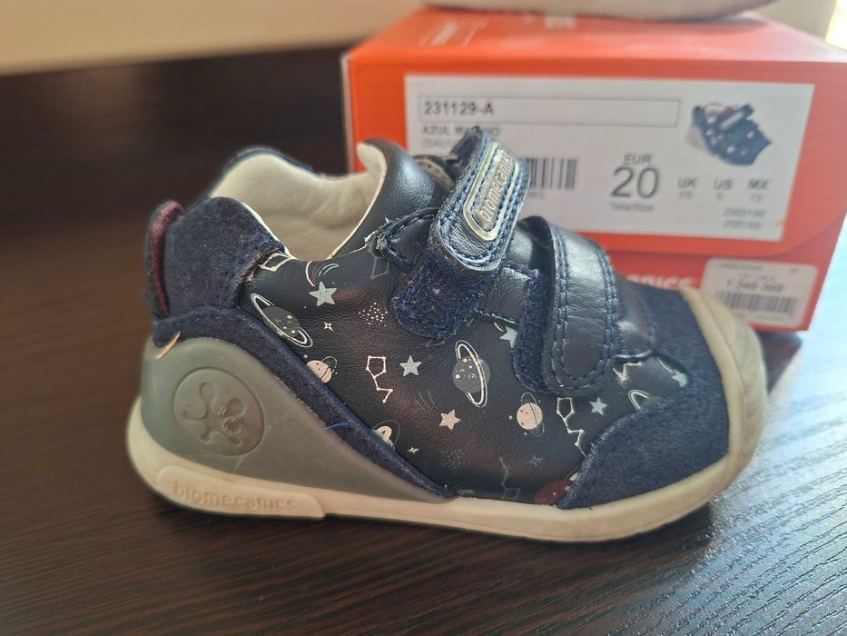 Детские ботинки Biomecanics (размер 20) из Comfort Baby