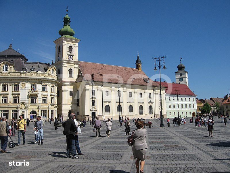 Apartament de inchiriat in Centrul Istoric din Sibiu gradina 150 mp