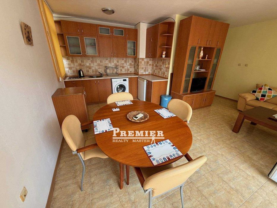 Продава се Тристаен апартамент в к.к. Слънчев бряг - 85 кв.м за 1271 €/кв.м - Снимка #2