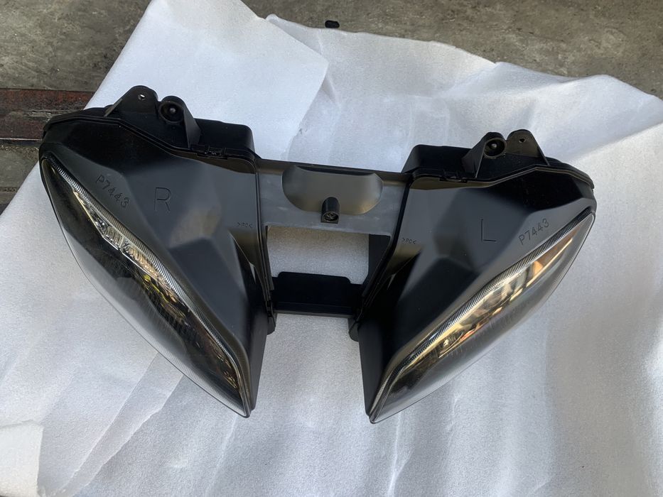 Dezmembrez yamaha r6 rj27