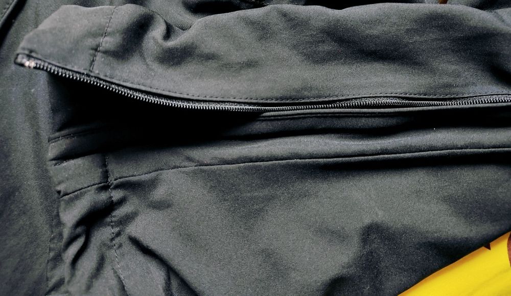 Pantaloni Nike unisex.