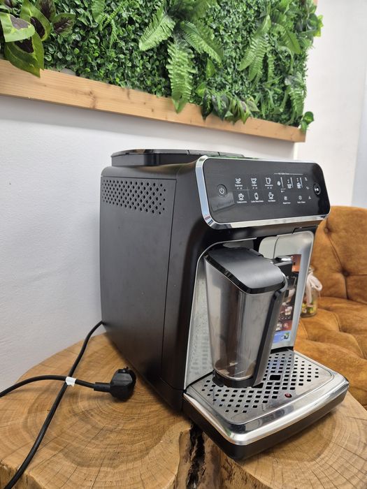 Espressor Phillips LatteGo