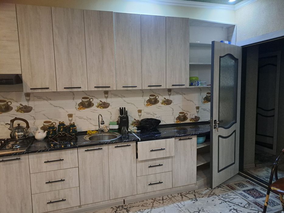 Срочно Яшнобод олмос резиденсда арендага квартира