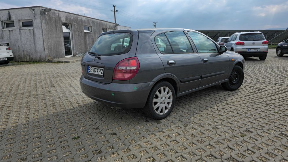 Nissan Almera 2005