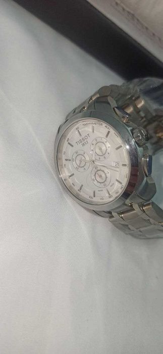 Продается НОВЫЕ часы TISSOT Quartz T035.410А.