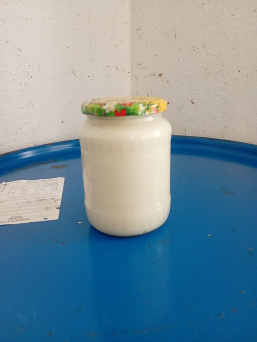 Vând miere de rapiță